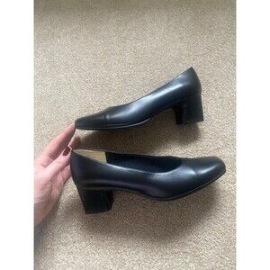 9.2.5 So Soft Women's Black Pumps 7.5 M NWOT